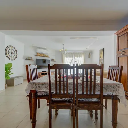 Bright And Airy 3br With Private Terrace By 360 Estates Lägenhet *