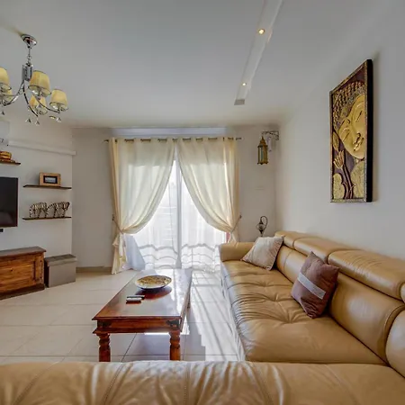 Appartement Bright And Airy 3br With Private Terrace By 360 Estates
