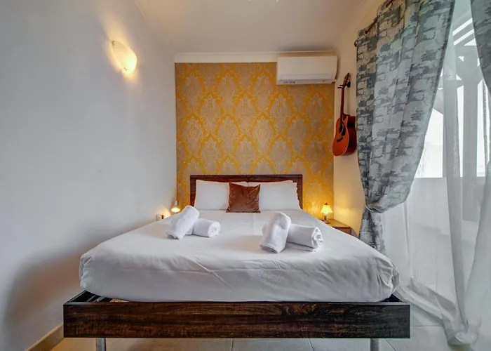 Bright And Airy 3br With Private Terrace By 360 Estates