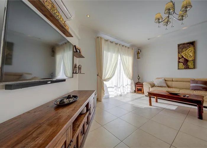 Bright And Airy 3br With Private Terrace By 360 Estates *