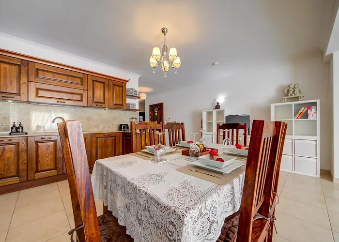 Bright And Airy 3br With Private Terrace By 360 Estates * Marsaskala