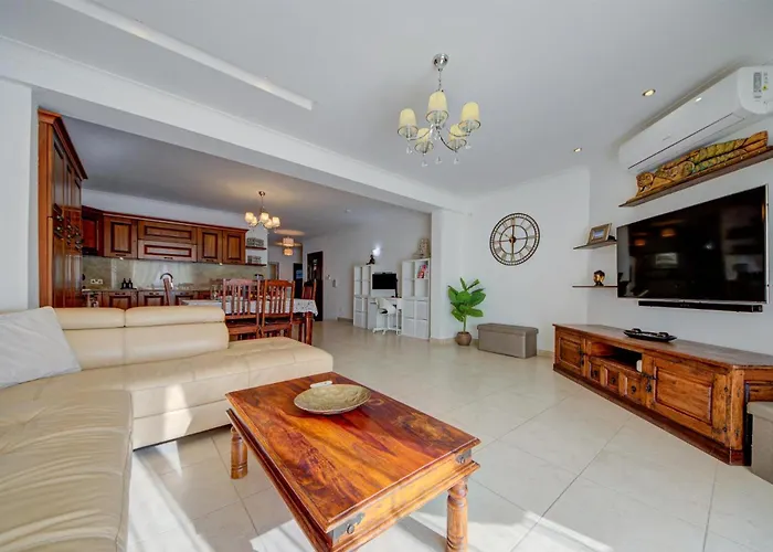 Bright And Airy 3br With Private Terrace By 360 Estates شقة *