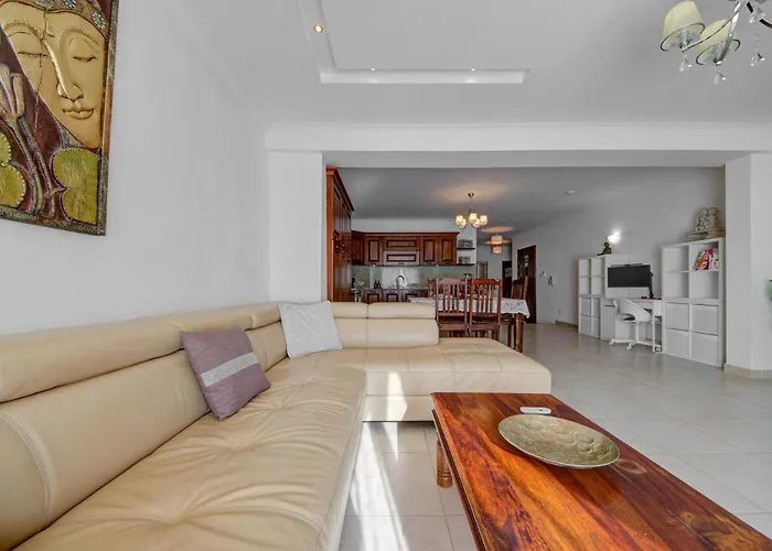 Bright And Airy 3br With Private Terrace By 360 Estates مارساسكالا