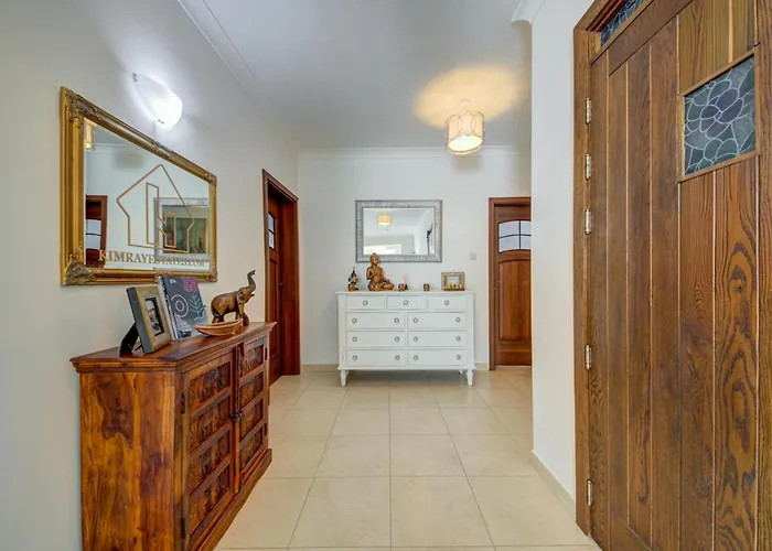 Bright And Airy 3br With Private Terrace By 360 Estates Διαμέρισμα *