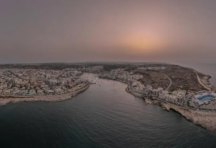 شقة Bright And Airy 3br With Private Terrace By 360 Estates *